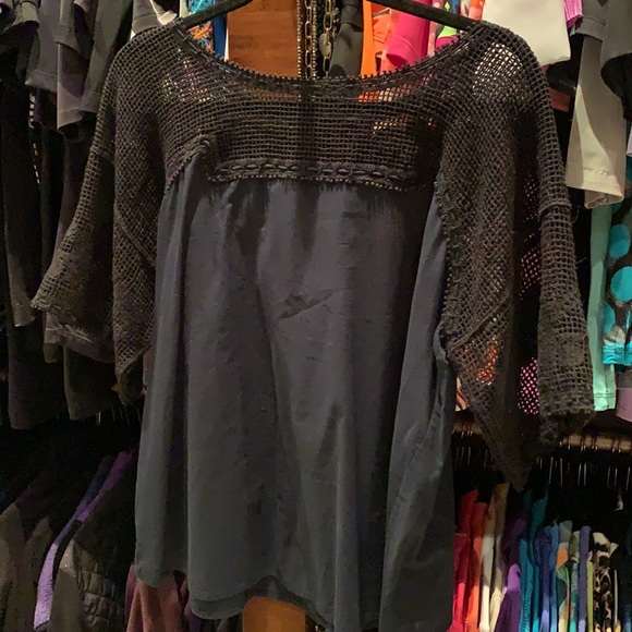 Navy shirt with black Black knit top - Picture 4 of 5